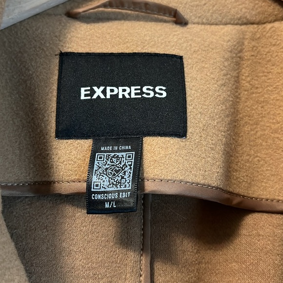Express Double-Breasted Wool Cape - Picture 2 of 3
